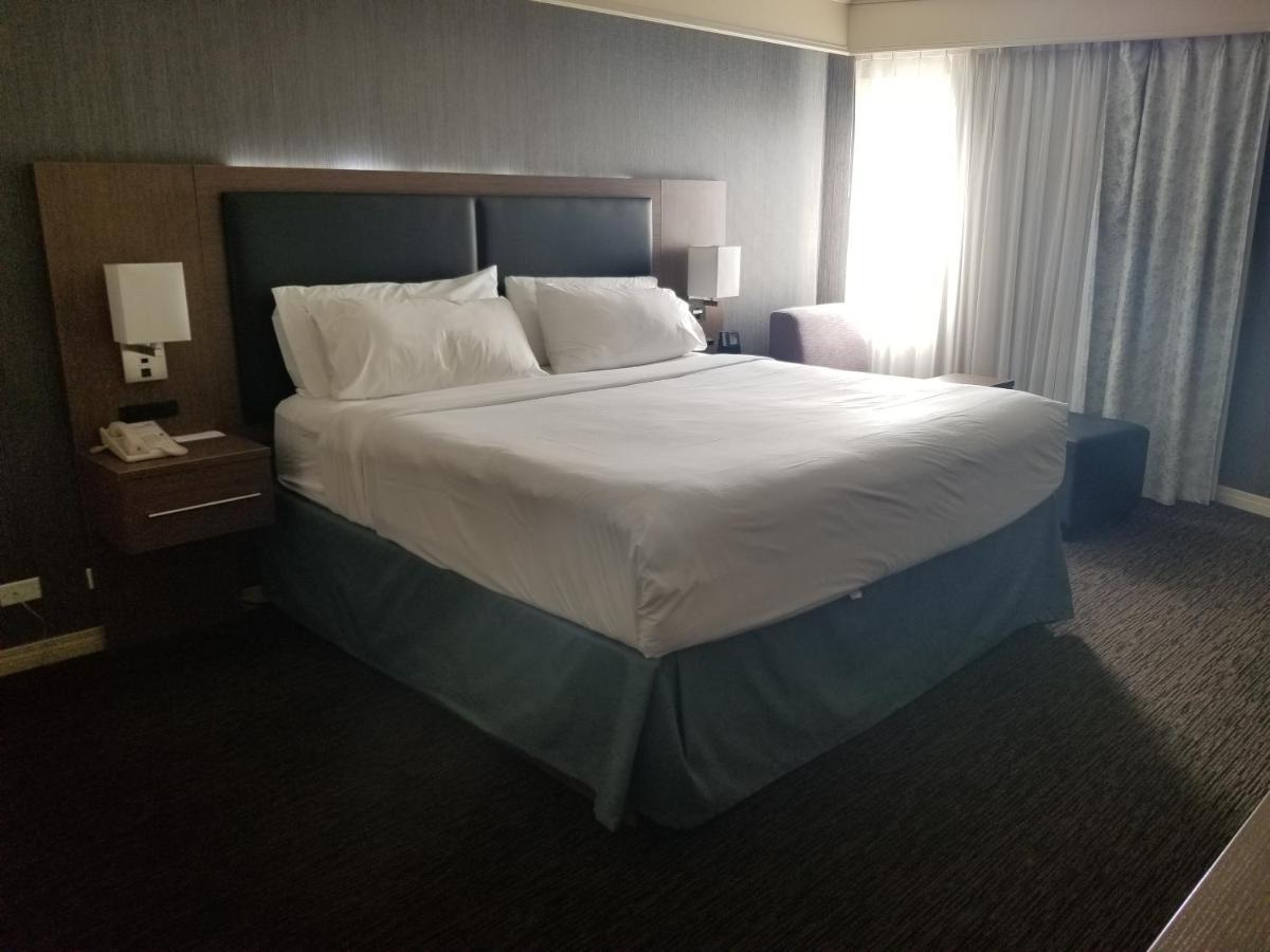 Holiday Inn Express Edmonton Downtown By Ihg Kültér fotó