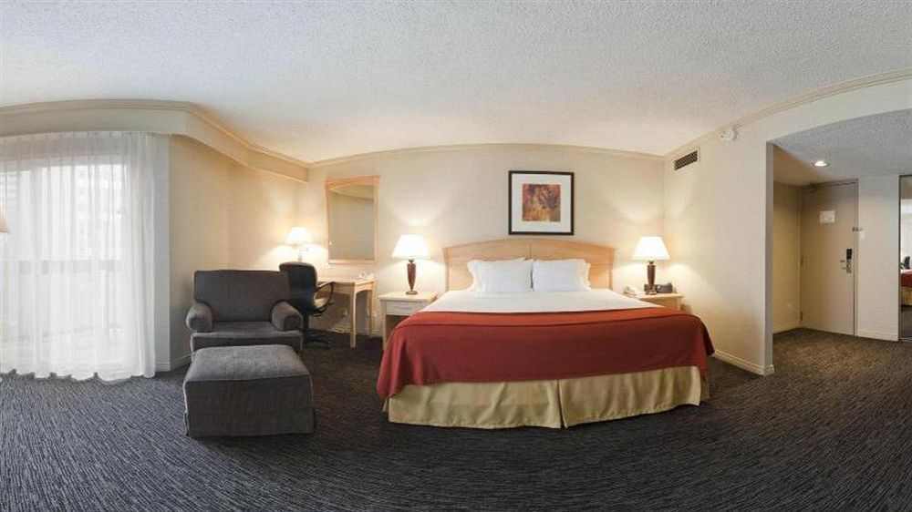 Holiday Inn Express Edmonton Downtown By Ihg Kültér fotó